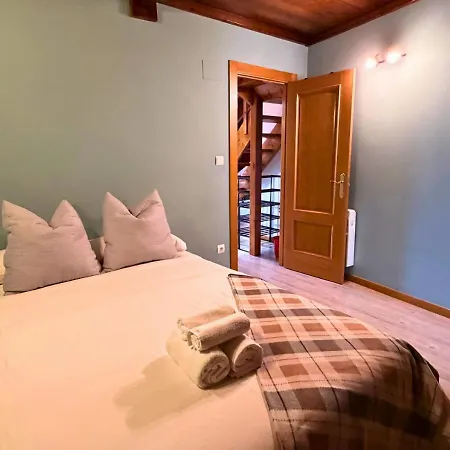 Atico Miraestrela: Duplex Con Vistas A Sallent Apartment