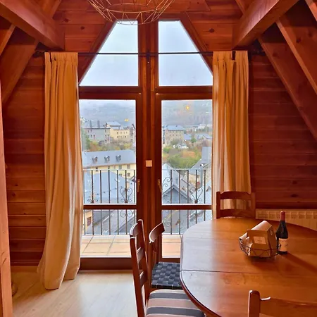 Atico Miraestrela: Duplex Con Vistas A Sallent Sallent de Gállego