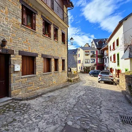 Atico Miraestrela: Duplex Con Vistas A Sallent Apartment Sallent de Gállego