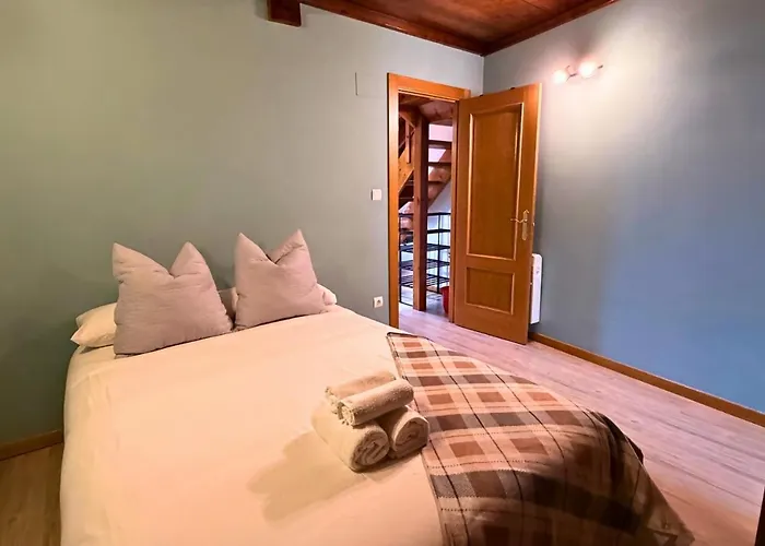 Atico Miraestrela Duplex Con Vistas A Sallent Lägenhet